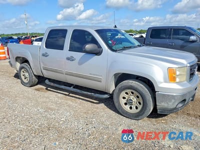 Czwarte zdjęcie samochodu z boku: 2011 GMC SIERRA C1500 SL VIN:3GTP1UEA8BG124441 - miniatura