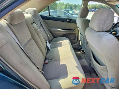 Zdjęcie 10 z 12 samochodu: 2004 TOYOTA CAMRY SE VIN:4T1BE32K74U288992 - miniatura