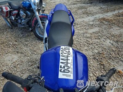 Piąte zdjęcie samochodu w środku: 2005 YAMAHA FZS10 VIN:JYARN07E35A010688 - miniatura