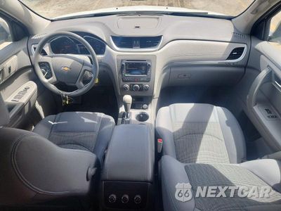 Zdjęcie 8 z 13 samochodu: 2017 CHEVROLET TRAVERSE LS VIN:1GNKRFED1HJ308062 - miniatura