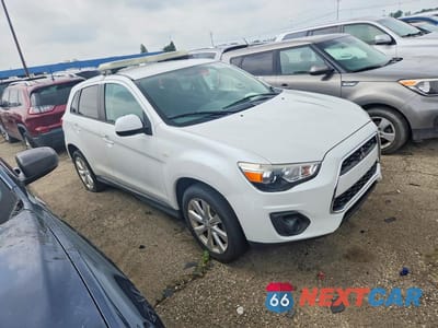 Czwarte zdjęcie samochodu z boku: 2015 MITSUBISHI OUTLANDER SPORT ES VIN:4A4AP3AU2FE015803 - miniatura