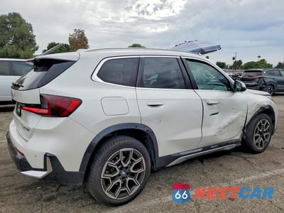 Trzecie zdjęcie samochodu z tyłu: 2024 BMW X1 XDRIVE28I VIN:WBX73EF0XR5Y69802 - miniatura