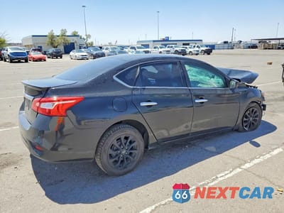 Trzecie zdjęcie samochodu z tyłu: 2018 NISSAN SENTRA S VIN:3N1AB7AP4JY305515 - miniatura