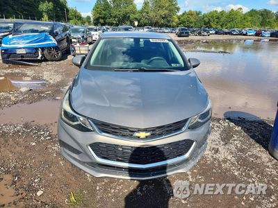 Piąte zdjęcie samochodu w środku: 2018 CHEVROLET CRUZE LT VIN:1G1BE5SM2J7115868 - miniatura