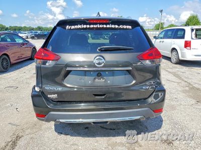 Zdjęcie 6 z 13 samochodu: 2017 NISSAN ROGUE SV VIN:KNMAT2MT5HP501402 - miniatura