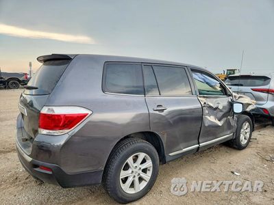Trzecie zdjęcie samochodu z tyłu: 2012 TOYOTA HIGHLANDER BASE VIN:5TDZK3EH4CS081118 - miniatura