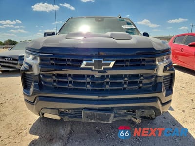 Piąte zdjęcie samochodu w środku: 2023 CHEVROLET SILVERADO K1500 LT TRAIL BOSS VIN:3GCUDFE82PG341994 - miniatura