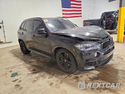 Czwarte zdjęcie samochodu z boku: 2018 BMW X5 M VIN:5YMKT6C56J0X21328 - miniatura