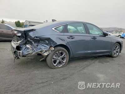 Trzecie zdjęcie samochodu z tyłu: 2025 HONDA ACCORD HYBRID EXL VIN:1HGCY2F67SA006793 - miniatura