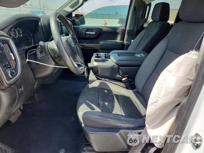 Zdjęcie 7 z 12 samochodu: 2020 CHEVROLET SILVERADO C1500 RST VIN:1GCRWDEKXLZ341509 - miniatura