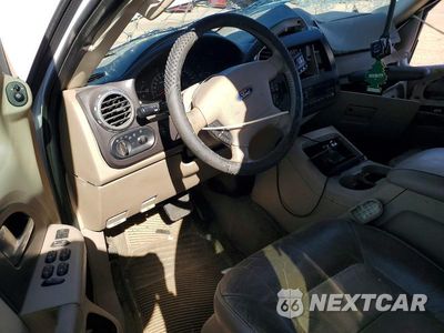 Zdjęcie 8 z 13 samochodu: 2004 FORD EXPEDITION EDDIE BAUER VIN:1FMFU18L54LB32822 - miniatura
