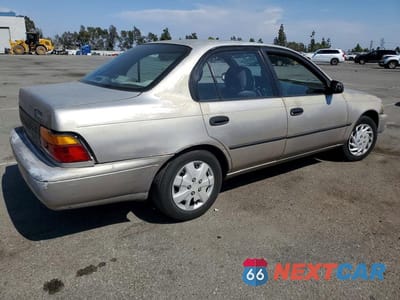 Trzecie zdjęcie samochodu z tyłu: 1994 TOYOTA COROLLA DX VIN:1NXAE09B5RZ219032 - miniatura