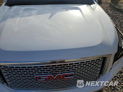 Zdjęcie 12 z 13 samochodu: 2017 GMC YUKON XL DENALI VIN:1GKS2HKJXHR400442 - miniatura