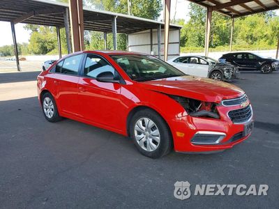 Czwarte zdjęcie samochodu z boku: 2015 CHEVROLET CRUZE LS VIN:1G1PA5SH2F7151796 - miniatura