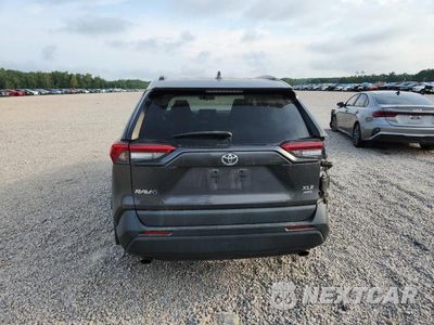 Zdjęcie 6 z 13 samochodu: 2019 TOYOTA RAV4 XLE VIN:2T3P1RFV2KW042168 - miniatura