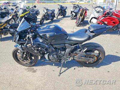 Trzecie zdjęcie samochodu z tyłu: 2023 YAMAHA YZFR7 VIN:JYARM38E8PA005086 - miniatura