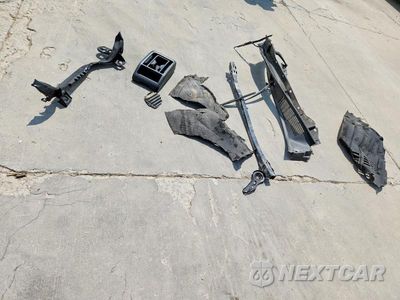 Zdjęcie 12 z 13 samochodu: 2025 TOYOTA GRAND HIGHLANDER XLE VIN:5TDAAAA58SS034799 - miniatura