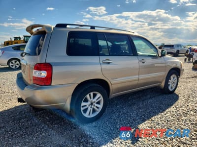 Trzecie zdjęcie samochodu z tyłu: 2006 TOYOTA HIGHLANDER HYBRID VIN:JTEEW21A360023669 - miniatura