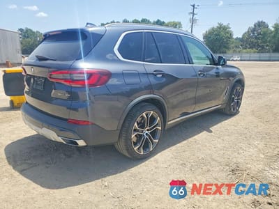 Trzecie zdjęcie samochodu z tyłu: 2021 BMW X5 SDRIVE 40I VIN:5UXCR4C02M9F73264 - miniatura