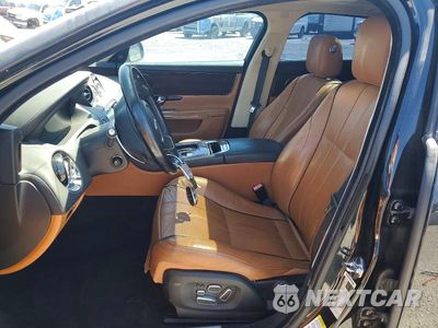 Zdjęcie 7 z 12 samochodu: 2011 JAGUAR XJL VIN:SAJWA2GB8BLV21321 - miniatura