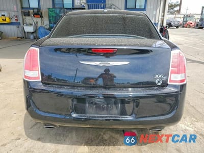 Zdjęcie 6 z 13 samochodu: 2012 CHRYSLER 300 S VIN:2C3CCABG3CH115247 - miniatura