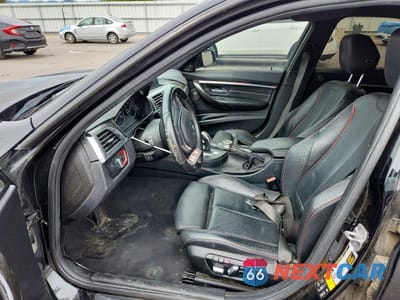Zdjęcie 7 z 12 samochodu: 2017 BMW 340 XI VIN:WBA8B7G39HNU37786 - miniatura