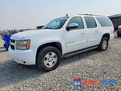 2011 CHEVROLET SUBURBAN K1500 LT 1GNSKJE30BR210731 - główne zdjęcie licytacji z USA - miniatura