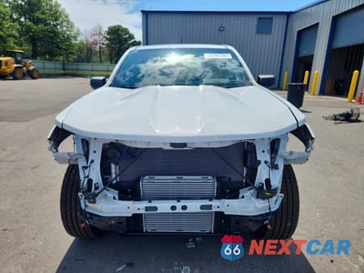 Piąte zdjęcie samochodu w środku: 2026 CHEVROLET COLORADO VIN:1GCPSBEK2T1167568 - miniatura