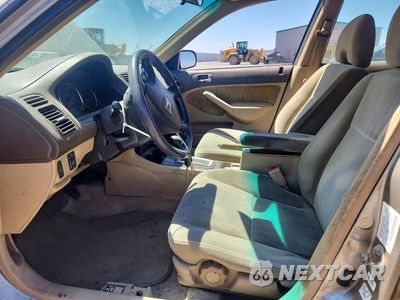 Zdjęcie 7 z 12 samochodu: 2005 HONDA CIVIC LX VIN:2HGES16685H512191 - miniatura