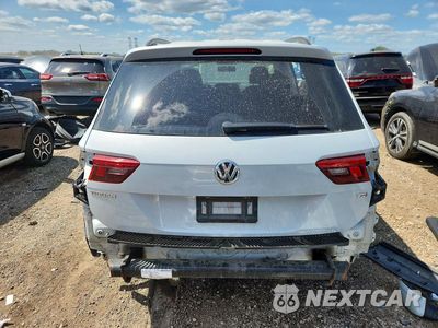 Zdjęcie 6 z 14 samochodu: 2018 VOLKSWAGEN TIGUAN S VIN:3VV1B7AX4JM171451 - miniatura