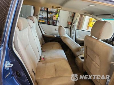 Zdjęcie 11 z 13 samochodu: 2004 TOYOTA HIGHLANDER BASE VIN:JTEDP21A140025247 - miniatura