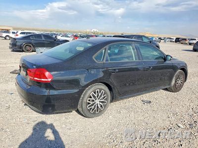 Trzecie zdjęcie samochodu z tyłu: 2014 VOLKSWAGEN PASSAT S VIN:1VWAS7A38EC065388 - miniatura