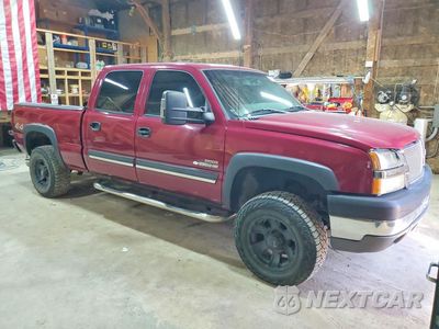 Czwarte zdjęcie samochodu z boku: 2004 CHEVROLET SILVERADO K2500 HEAVY DUTY VIN:1GCHK23204F199382 - miniatura