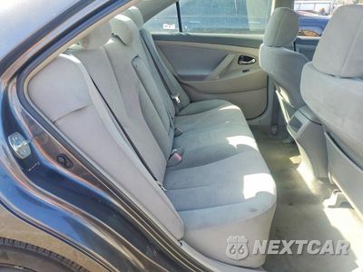 Zdjęcie 10 z 12 samochodu: 2010 TOYOTA CAMRY LE VIN:4T4BF3EK4AR011548 - miniatura