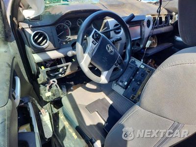 Zdjęcie 8 z 12 samochodu: 2017 TOYOTA TUNDRA SR5 VIN:5TFRM5F19HX119869 - miniatura