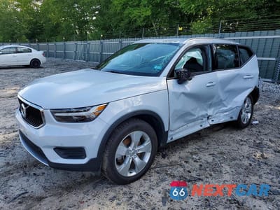 2020 VOLVO XC40 T5 MOMENTUM YV4162UK3L2335561 - główne zdjęcie licytacji z USA - miniatura
