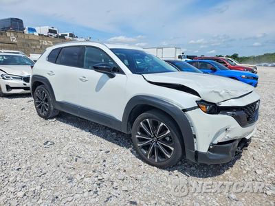 Czwarte zdjęcie samochodu z boku: 2023 MAZDA CX-50 PREMIUM PLUS VIN:7MMVABEM4PN137143 - miniatura