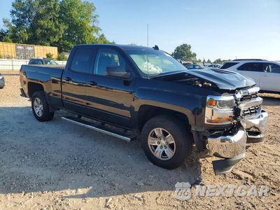 Czwarte zdjęcie samochodu z boku: 2018 CHEVROLET SILVERADO C1500 LT VIN:1GCRCREC5JZ363851 - miniatura