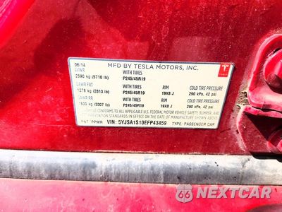 Zdjęcie 12 z 12 samochodu: 2014 TESLA MODEL S VIN:5YJSA1S10EFP43459 - miniatura