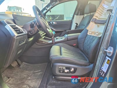 Zdjęcie 7 z 14 samochodu: 2025 BMW X7 XDRIVE40I VIN:5UX23EM06S9Y17123 - miniatura