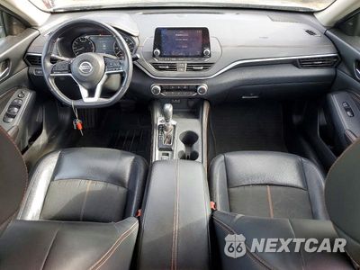 Zdjęcie 8 z 12 samochodu: 2021 NISSAN ALTIMA SR VIN:1N4BL4CW6MN420822 - miniatura