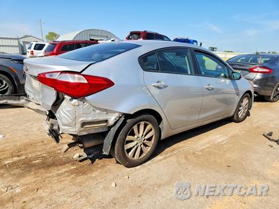 Piąte zdjęcie samochodu w środku: 2016 KIA FORTE LX VIN:KNAFX4A65G5458160 - miniatura