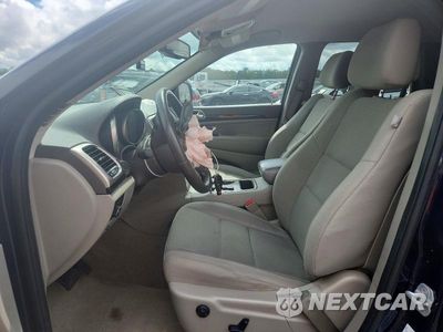 Zdjęcie 7 z 13 samochodu: 2013 JEEP GRAND CHEROKEE LAREDO VIN:1C4RJFAG9DC505588 - miniatura