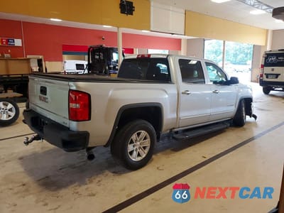 Trzecie zdjęcie samochodu z tyłu: 2018 GMC SIERRA K1500 SLE VIN:3GTU2MEC8JG147024 - miniatura