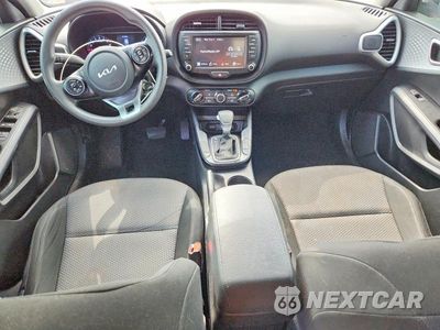 Zdjęcie 8 z 14 samochodu: 2022 KIA SOUL LX VIN:KNDJ23AU6N7165891 - miniatura