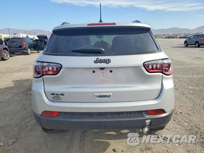 Zdjęcie 6 z 13 samochodu: 2026 JEEP COMPASS LATITUDE VIN:3C4NJDBNXTT201351 - miniatura