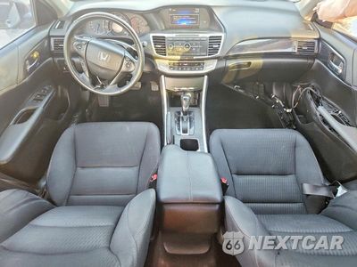 Zdjęcie 8 z 13 samochodu: 2015 HONDA ACCORD SPORT VIN:1HGCR2F52FA089673 - miniatura