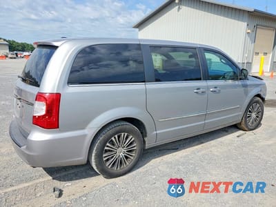 Trzecie zdjęcie samochodu z tyłu: 2014 CHRYSLER TOWN & COUNTRY S VIN:2C4RC1HG1ER303680 - miniatura