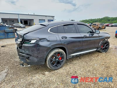 Trzecie zdjęcie samochodu z tyłu: 2021 BMW X4 XDRIVE30I VIN:5UX2V1C04M9F54334 - miniatura