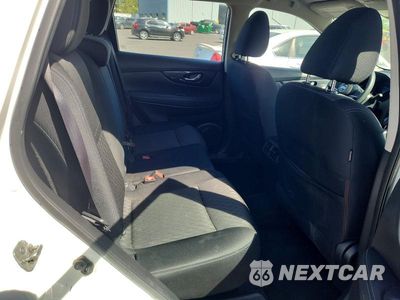 Zdjęcie 10 z 12 samochodu: 2017 NISSAN ROGUE S VIN:KNMAT2MV1HP566166 - miniatura